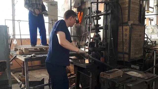 Производство Противотуманных Фар на Honda Elysion смотреть онлайн