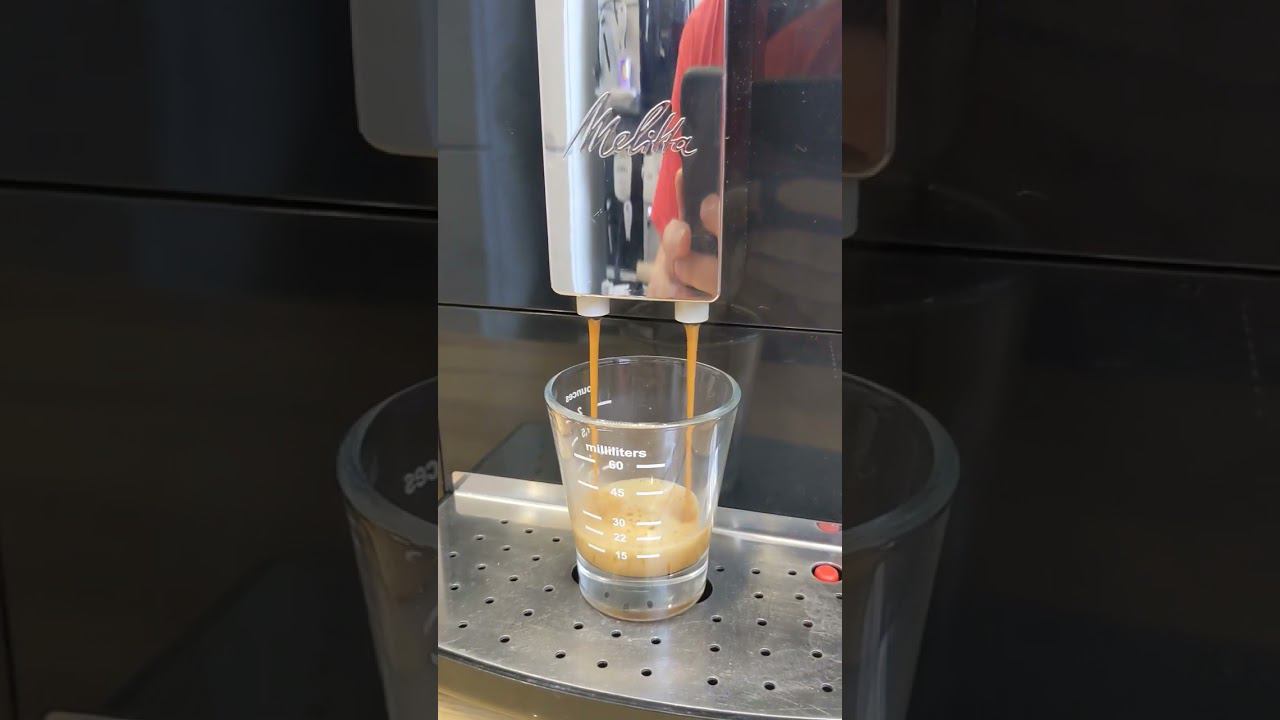 Кофемашина MELITTA CAFFEO SOLO & Perfect milk, демонстрация работы смотреть онлайн