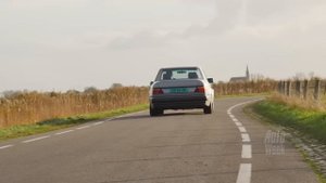 Lancia Thema 8.32 vs. Mercedes 500 E - Classics dubbeltest