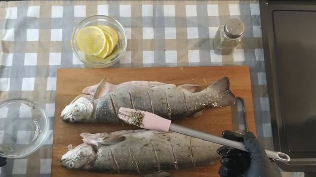 Очень вкусная рыба Палия(Голец)запеченная в духовке! Универсальный маринад для рыбы, мяса и овощей!