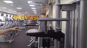 Как тренироваться на тренажёре - подтягивания. Тренер - Гузель Янгирова