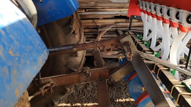 Новая сеялка Заря на Т-40, доработка смотреть онлайн