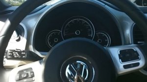 2013 Volkswagen Beetle TDI with sun/sound/navigation package (HD)