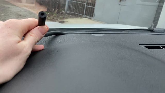 Швидка шумоізоляція Renault Laguna 3 або як прибрати зайві скрипи і цвіркунів в салоні