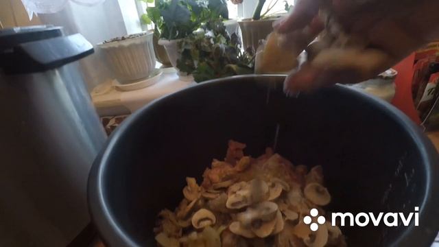 ПШЕНИЧНА КАША  З М'ЯСОМ І ГРИБАМИ  в мультиварці . смотреть онлайн