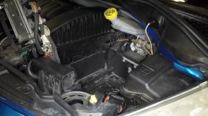 How to Replace the battery on the Peugeot 207 2006 to 2013