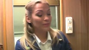 Приколы с блондинками в поезде смотреть онлайн