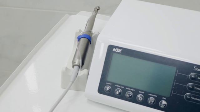 Стоматолог хирург имплантолог в стоматологии Лейб Медик Ецадашвили Д.Г. - Ростов-на-Дону смотреть онлайн