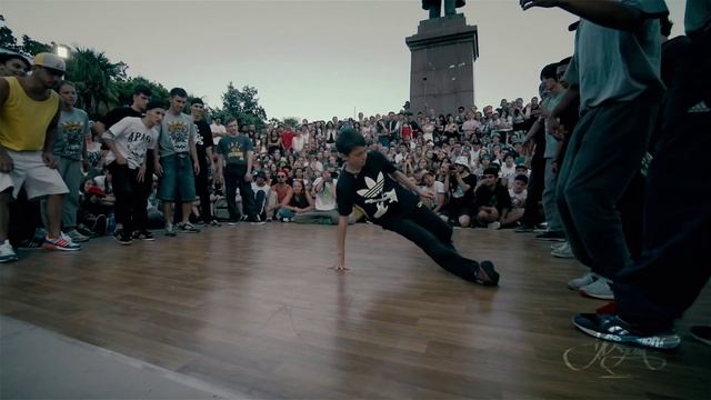South Front vs Derevo | Crew Exibition Battles | Yalta Summer Jam 2015 смотреть онлайн