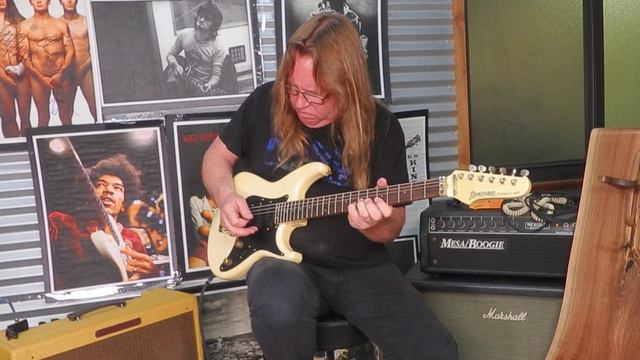 Classic 1986 Ibanez Roadstar II Series RG650 - Rare Polar White! - Made in Japan (Terada) смотреть онлайн