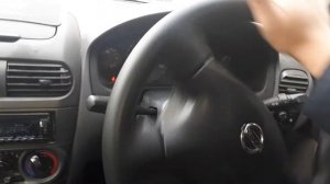 Щелчки при повороте руля