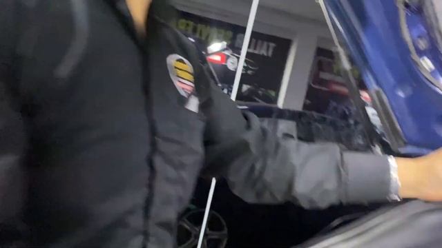 TUTORIAL de COMO INSTALAR una CÁMARA de RETROCESO смотреть онлайн