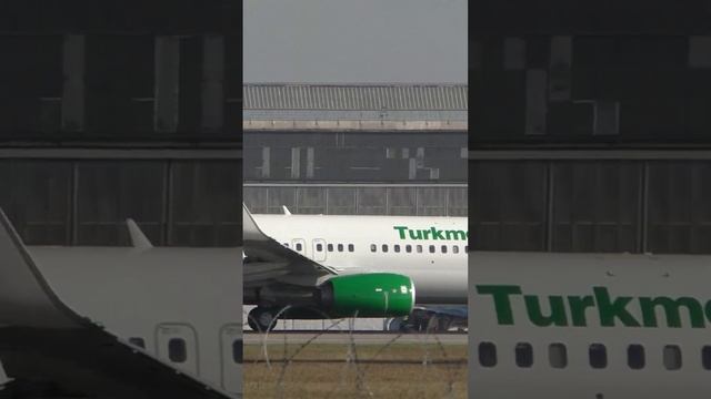 Аэропорт Домодедово. Boeing 737-800, бортовой №: EZ-A018, а/к Turkmenistan, рейс в Ашхабад (ASB).