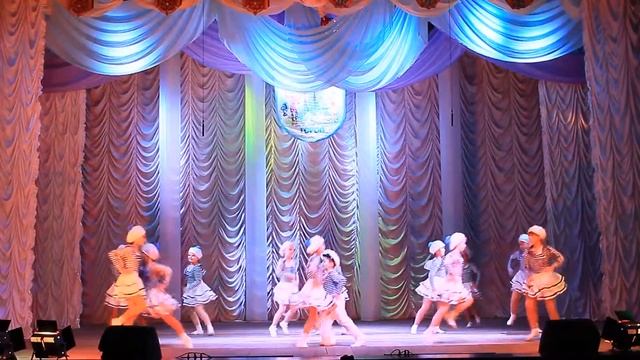 Изумрудный город 20161027 144938 MVI 7672 смотреть онлайн