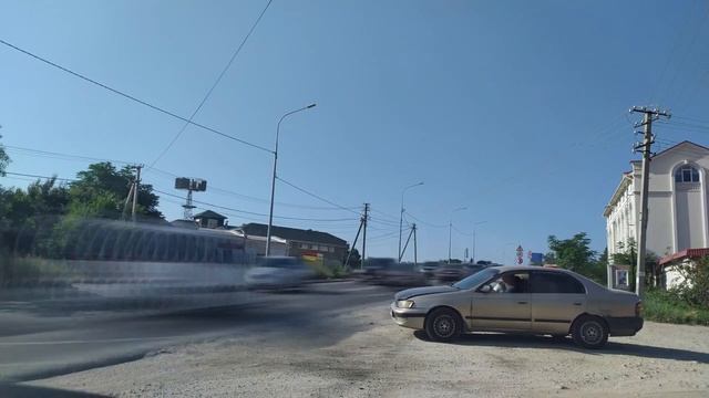 Зажрались? В Севастополе у каждого жителя автомобиль? Что нам не договаривает власть?