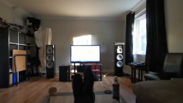 Linn Axis Turntable + Linn Akito Tonearm + Ortofon 520 MKII смотреть онлайн