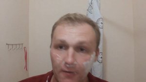 Бритье: мыло LEA, помазок OMEGA, лосьон LA TOYA