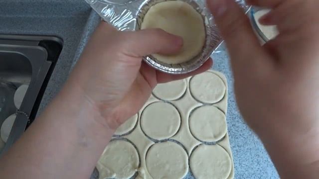 КИТАЙСКАЯ ЕДА / ПРОВАЛ НА КУХНЕ?.. ДАН ТА 蛋挞 DAN TA / ТАРТАЛЕТКИ С ЯИЧНЫМ КРЕМОМ смотреть онлайн