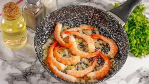 Паста с креветками в сметанном соусе