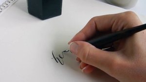 Курсы каллиграфии и леттеринга, обучение и уроки