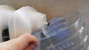 Как заставить греть батареи в квартире. Спуск воздуха при помощи крана Маевского из чугунных батаре