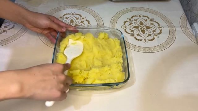 Запеканка с фаршем. Это очень вкусно. Сочная и нежная запеканка. смотреть онлайн