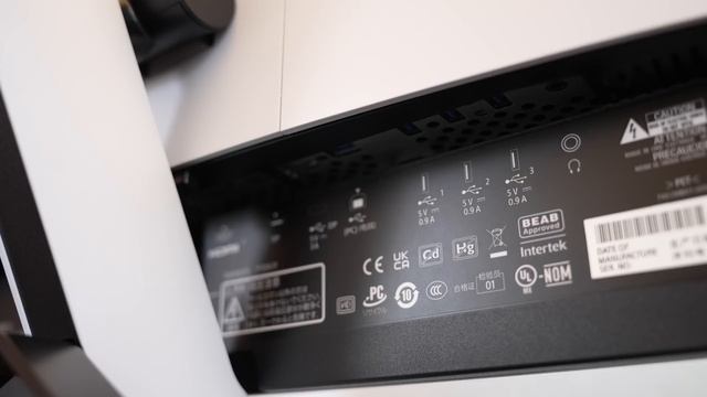 Trying out the new Sony Inzone M3 Gaming Monitor (but with my Xbox) смотреть онлайн