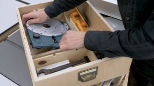 DIY Mobile Workbench with Table Saw & Router Table / Showcase - Ep 8