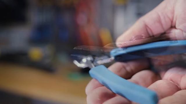 Мини-бокорезы МС-01 (КВТ) 130 мм из нержавеющей стали для резки проводов сечением до 2.5 мм²