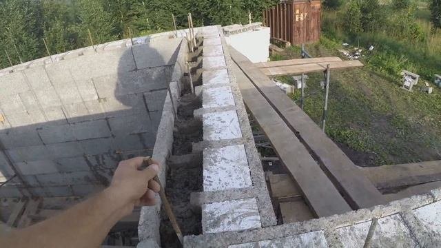 Залили 8 рядов блоков Теколит (Tecolit), Арболит