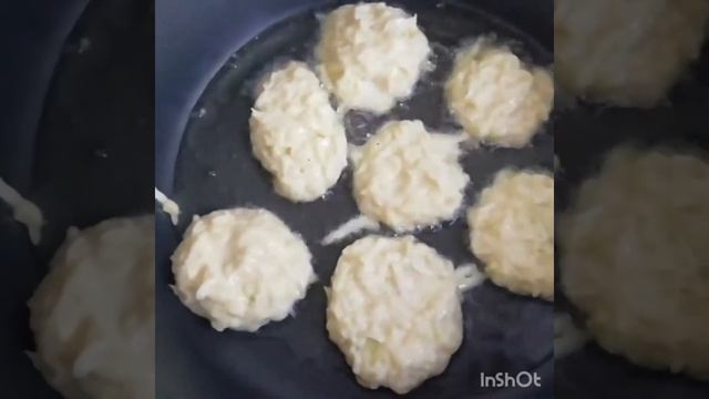 Вкуснейшие оладьи из патиссонов) смотреть онлайн