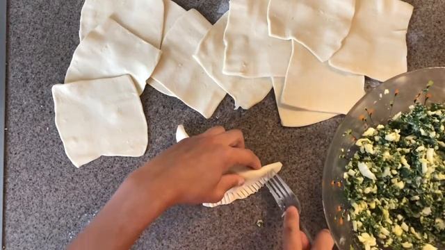 Пирожки с луком и яйцом/ Слоенные пирожки