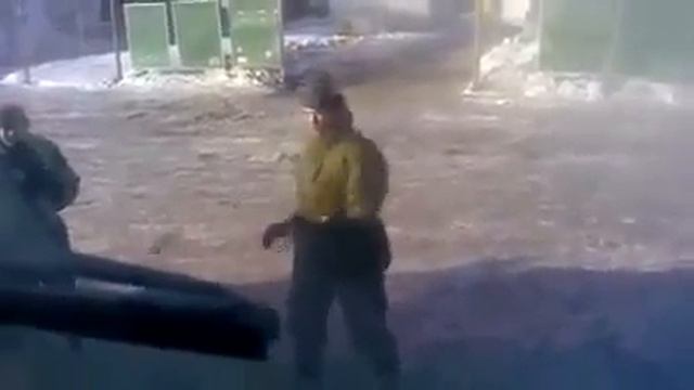 Солдат танцует опа гангам стайл