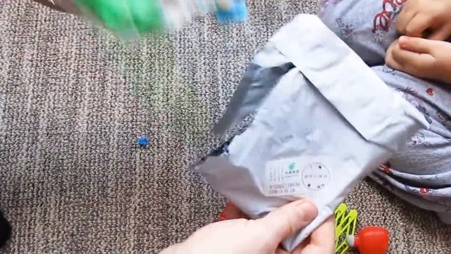 Животные растущие в воде и водяной пистолет из Китая смотреть онлайн