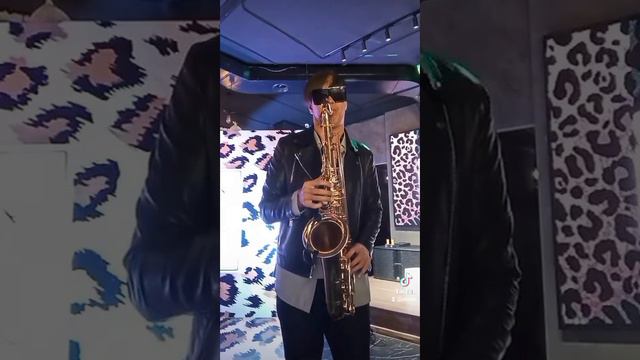 Amr Diab | quad einy | JanSax смотреть онлайн