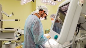 Спасли репродуктивные органы: в Сургуте девочке из Советского удалили 10-сантиметровую опухоль