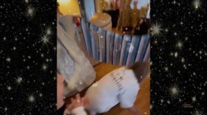 Лера Кудрявцева устроила Новогодний сюрприз дочке Маше и внуку Льву Пригласив в дом Деда Мороза