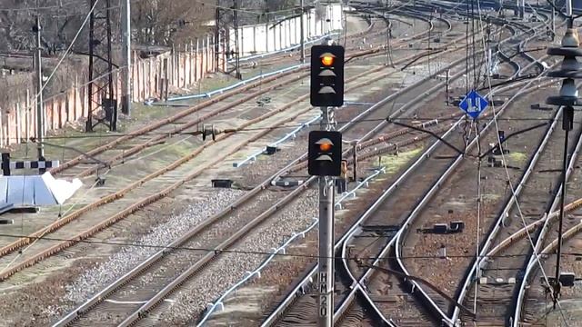 Движение у депо | ЮЖД | Харьков | Traffic near the depot | South Railway | Kharkiv смотреть онлайн