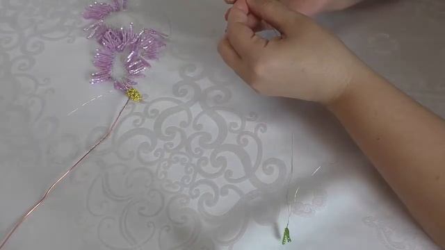 АСТРЫ. ЦВЕТЫ из бисера. ОБЗОР /бисероплетение смотреть онлайн