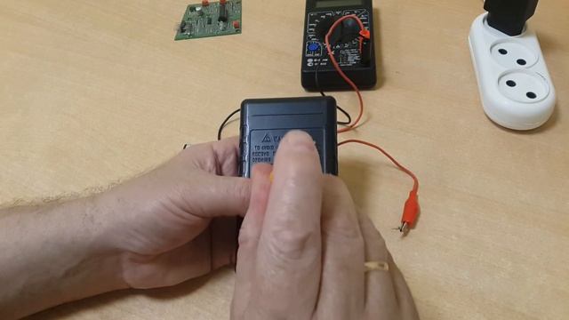 Ремонт мультиметра dt 830. измерял напряжение в режиме милиамперметра!!! #66 смотреть онлайн