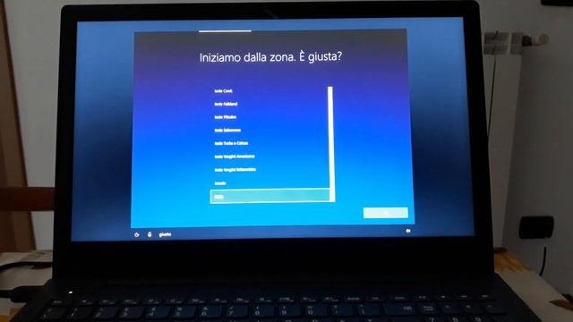 UNBOXING LAPTOP LENOVO V130 15IKB WINDOWS 10 смотреть онлайн