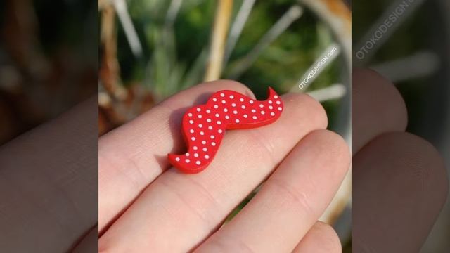 Деревянные значки на одежду в магазине Otokodesign.com