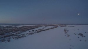 Запускаем китайский фонарик в небо и летим следом.