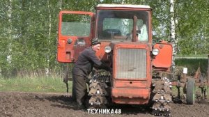 Трактор ДТ-75. Предпосевная культивация. Тот случай, когда механизатор старше первого ДТ-54