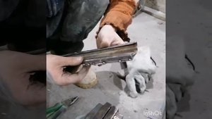 Востанавливаем гольф 2, сгнила салазка под сидушку)