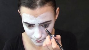 Делаем образ Мима к Дню Святого Валентина. Mime makeup tutorial.