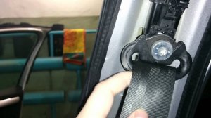 Устраняем небольшую проблему. Перестал регулироваться по высоте ремень переднего пассажира.