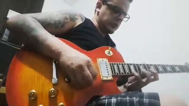 Epiphone Standard Plus Top смотреть онлайн