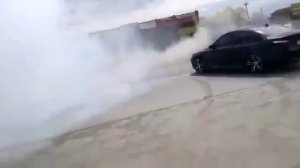 БМВ М5 дрифт