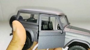 Ford Bronco 1973 escala 1/24, Jada Toys